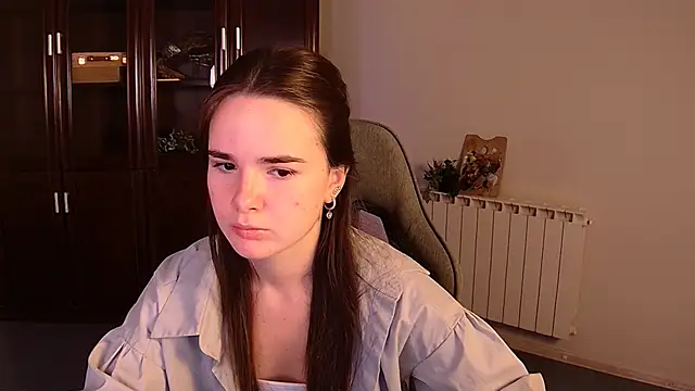 Snapshot of May_Bloom chatting on October 2025 09:19:01 AM May Bloom online show from October 2025 09:19:01 AM