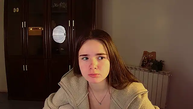 Snapshot of May_Bloom chatting on October 2025 05:19:01 AM May Bloom online show from October 2025 05:19:01 AM