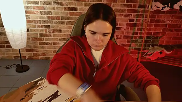 Snapshot of May_Bloom chatting on November 2025 05:28:02 AM May Bloom online show from November 2025 05:28:02 AM