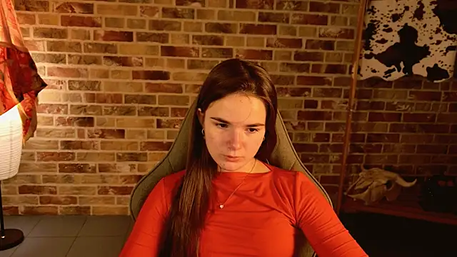 Snapshot of May_Bloom chatting on November 2025 05:23:02 AM May Bloom online show from November 2025 05:23:02 AM