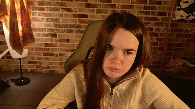 Snapshot of May_Bloom chatting on December 2025 05:04:02 AM May Bloom online show from December 2025 05:04:02 AM