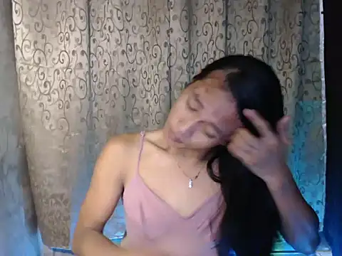 Snapshot of taylaxuxu chatting on November 2025 10:36:02 AM taylaxuxu online show from November 2025 10:36:02 AM