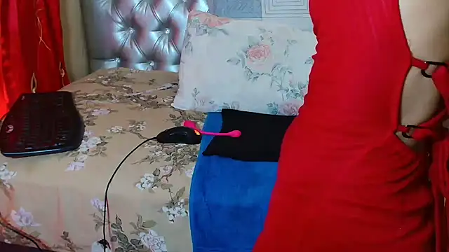 Snapshot of EbonyPexie chatting on November 2025 09:45:01 AM EbonyPexie online show from November 2025 09:45:01 AM