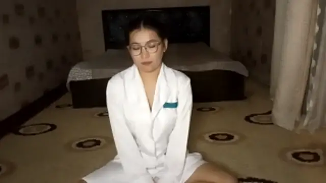 Snapshot of LinneaHyles chatting on December 2025 02:48:01 PM LinneaHyles online show from December 2025 02:48:01 PM