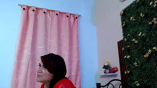 Snapshot of lunitahot19 chatting on October 2025 02:52:02 PM lunitahot19 online show from October 2025 02:52:02 PM