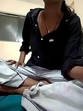 Unique Girl11 online show from October 2025 01:21:02 PM