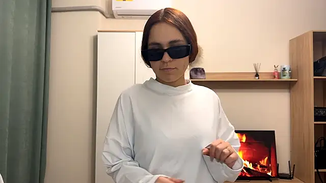 Snapshot of LunaAfrodita chatting on November 2025 07:02:02 PM LunaAfrodita online show from November 2025 07:02:02 PM