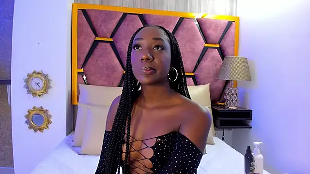 Snapshot of BritneyWalkers chatting on November 2025 11:33:02 AM BritneyWalkers online show from November 2025 11:33:02 AM