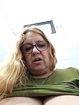 Snapshot of JennyInVegas chatting on November 2025 01:56:02 PM JennyInVegas online show from November 2025 01:56:02 PM