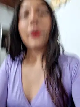 chloebrownn03 online show from October 2025 03:53:02 AM