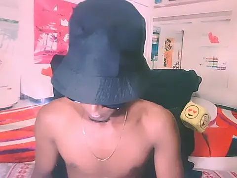 Snapshot of IndianThuggin chatting on November 2025 06:15:01 PM IndianThuggin online show from November 2025 06:15:01 PM