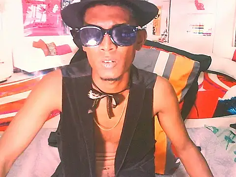 Snapshot of IndianThuggin chatting on November 2025 09:07:01 PM IndianThuggin online show from November 2025 09:07:01 PM