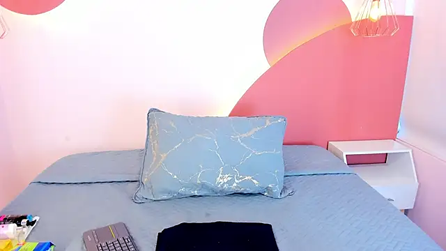 Snapshot of SophiaBeckerr chatting on October 2025 07:14:02 PM SophiaBeckerr online show from October 2025 07:14:02 PM