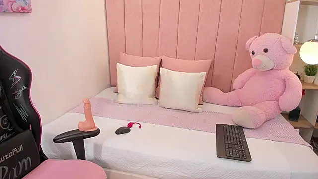 Snapshot of dulce_morbida chatting on December 2025 09:41:02 PM dulce morbida online show from December 2025 09:41:02 PM