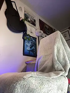 Snapshot of lukaOnline_ chatting on November 2025 05:07:02 AM lukaOnline online show from November 2025 05:07:02 AM