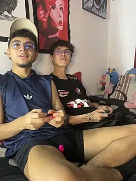 Snapshot of lukaOnline_ chatting on November 2025 06:26:02 AM lukaOnline online show from November 2025 06:26:02 AM