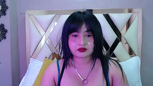 Snapshot of Sweet_sumisive chatting on December 2025 08:40:01 PM Sweet sumisive online show from December 2025 08:40:01 PM