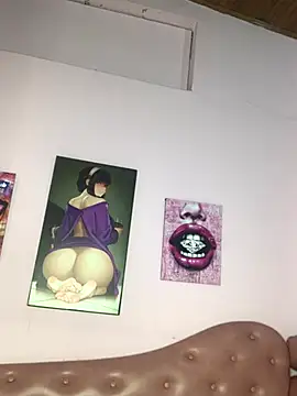 Snapshot of Emiliano_Reyes chatting on December 2025 05:35:02 AM Emiliano Reyes online show from December 2025 05:35:02 AM