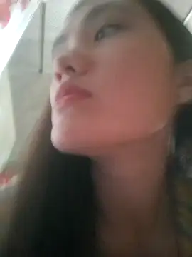 Snapshot of mira-show chatting on October 2025 03:18:01 AM mira-show online show from October 2025 03:18:01 AM