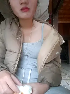 Snapshot of mira-show chatting on December 2025 03:44:02 AM mira-show online show from December 2025 03:44:02 AM