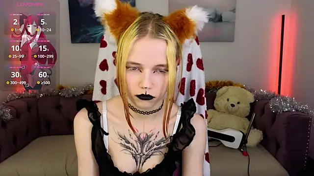 Snapshot of MitaSide chatting on December 2025 08:57:01 PM MitaSide online show from December 2025 08:57:01 PM