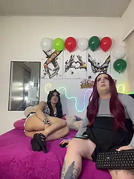 Snapshot of Agattha22 chatting on November 2025 06:17:02 AM Agattha22 online show from November 2025 06:17:02 AM