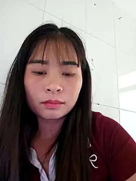 Snapshot of Squirrel-Pear chatting on November 2025 09:10:02 AM Squirrel-Pear online show from November 2025 09:10:02 AM