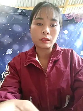 Snapshot of Squirrel-Pear chatting on November 2025 01:26:02 AM Squirrel-Pear online show from November 2025 01:26:02 AM