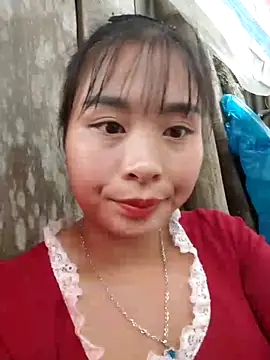 Snapshot of Squirrel-Pear chatting on November 2025 03:56:01 AM Squirrel-Pear online show from November 2025 03:56:01 AM