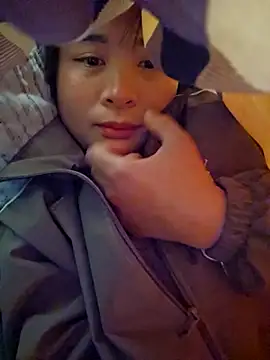 Snapshot of Squirrel-Pear chatting on December 2025 08:07:02 AM Squirrel-Pear online show from December 2025 08:07:02 AM