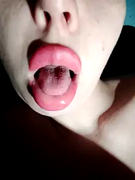 Snapshot of Loveyoudearxq chatting on November 2025 04:13:02 PM Loveyoudearxq online show from November 2025 04:13:02 PM