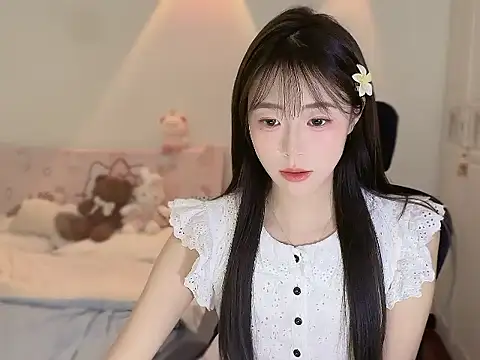 Snapshot of Onecutelittle chatting on October 2025 01:21:02 PM Onecutelittle online show from October 2025 01:21:02 PM