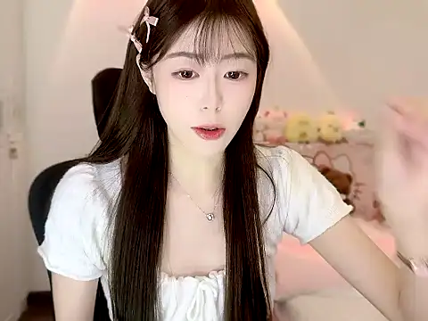 Snapshot of Onecutelittle chatting on October 2025 03:18:02 PM Onecutelittle online show from October 2025 03:18:02 PM