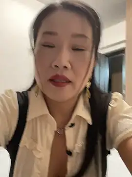 Snapshot of hongbaby006 chatting on October 2025 02:56:02 PM hongbaby006 online show from October 2025 02:56:02 PM