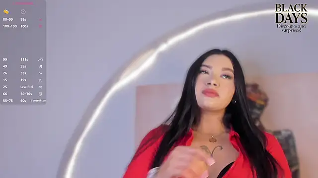 Snapshot of Juli_Casanova chatting on November 2025 12:06:01 PM Juli Casanova online show from November 2025 12:06:01 PM