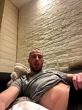 Rotteei1 online show from December 2025 06:13:02 PM