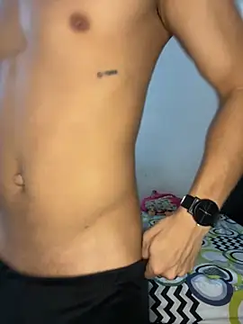 Snapshot of adan_jp chatting on November 2025 07:13:02 PM adan jp online show from November 2025 07:13:02 PM