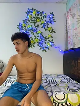 Snapshot of adan_jp chatting on November 2025 07:03:03 PM adan jp online show from November 2025 07:03:03 PM