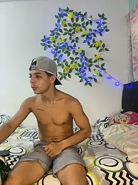 Snapshot of adan_jp chatting on November 2025 07:27:01 PM adan jp online show from November 2025 07:27:01 PM