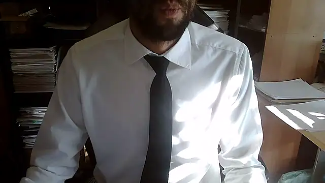 Snapshot of topg84 chatting on October 2025 12:31:01 PM topg84 online show from October 2025 12:31:01 PM