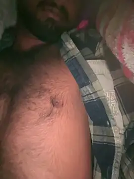 MacroSign13 online show from November 2025 08:58:01 PM