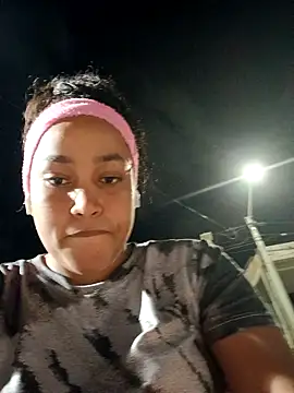 Snapshot of NahomiWalker_ chatting on November 2025 11:27:02 PM NahomiWalker online show from November 2025 11:27:02 PM