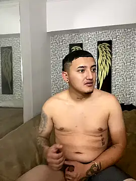 Snapshot of Demon_foxes chatting on November 2025 08:09:01 PM Demon foxes online show from November 2025 08:09:01 PM