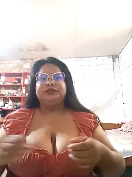 Snapshot of celeste122595 chatting on November 2025 03:02:01 PM celeste122595 online show from November 2025 03:02:01 PM