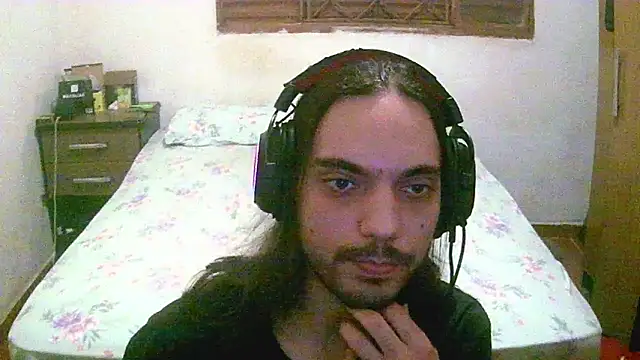Snapshot of SrFortunes chatting on October 2025 12:55:02 AM SrFortunes online show from October 2025 12:55:02 AM