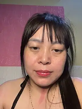 Snapshot of Butterfly_kee chatting on October 2025 05:19:01 PM Butterfly kee online show from October 2025 05:19:01 PM