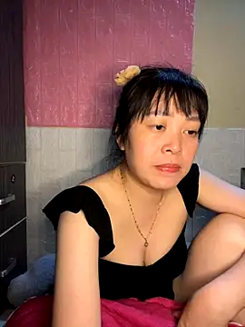 Snapshot of Butterfly_kee chatting on October 2025 02:52:01 PM Butterfly kee online show from October 2025 02:52:01 PM