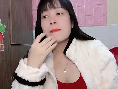 Snapshot of Butterfly_kee chatting on November 2025 02:17:01 PM Butterfly kee online show from November 2025 02:17:01 PM