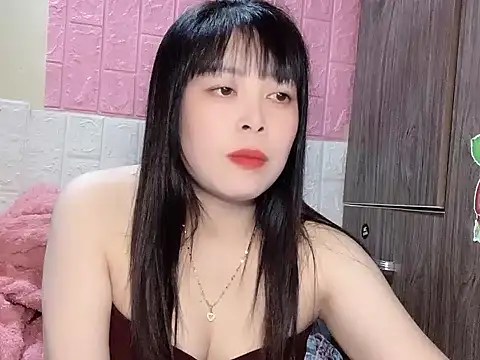 Snapshot of Butterfly_kee chatting on November 2025 02:28:02 PM Butterfly kee online show from November 2025 02:28:02 PM