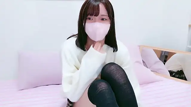 Snapshot of xKoharux chatting on November 2025 10:03:02 AM xKoharux online show from November 2025 10:03:02 AM